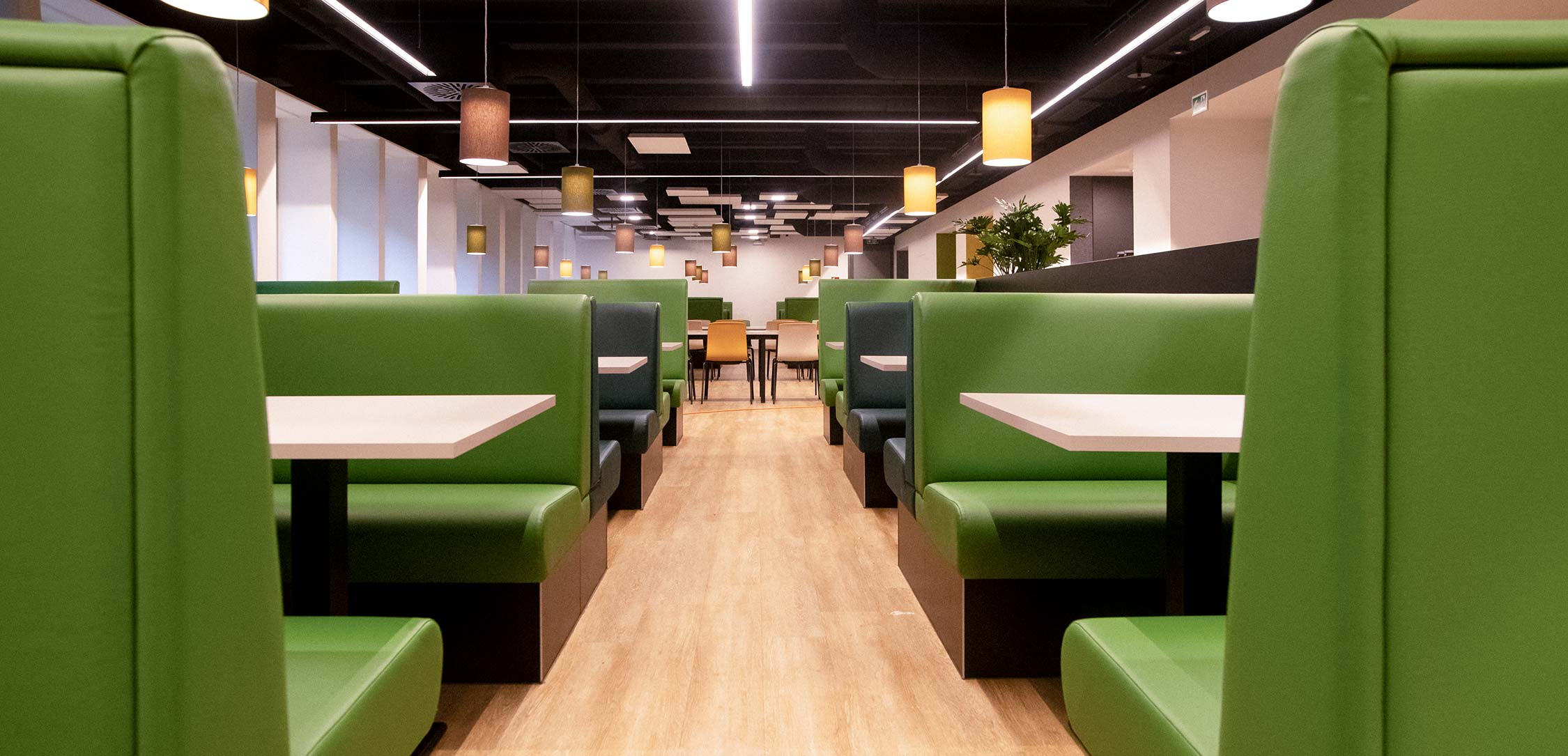 Umbauprojekt Cafeteria Maier, Architektin